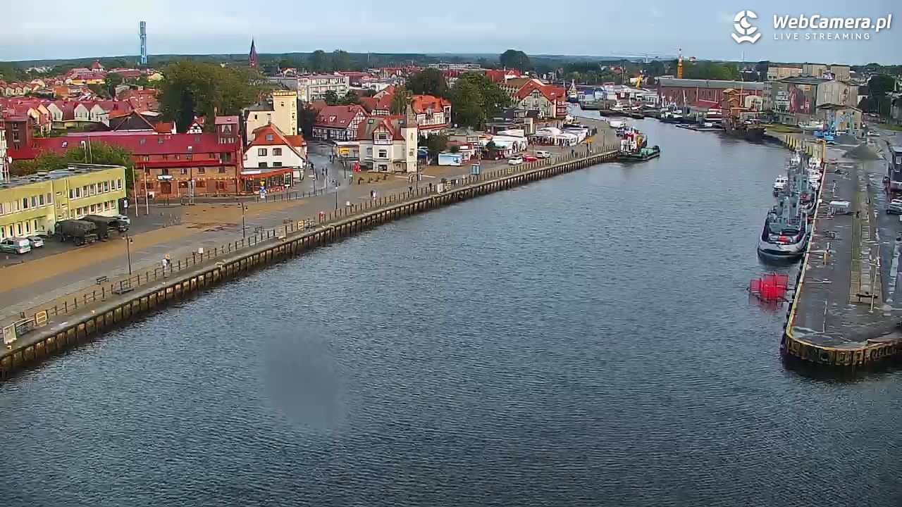USTKA - widok z pylonu na plażę - 16 wresień 2025, 18:49