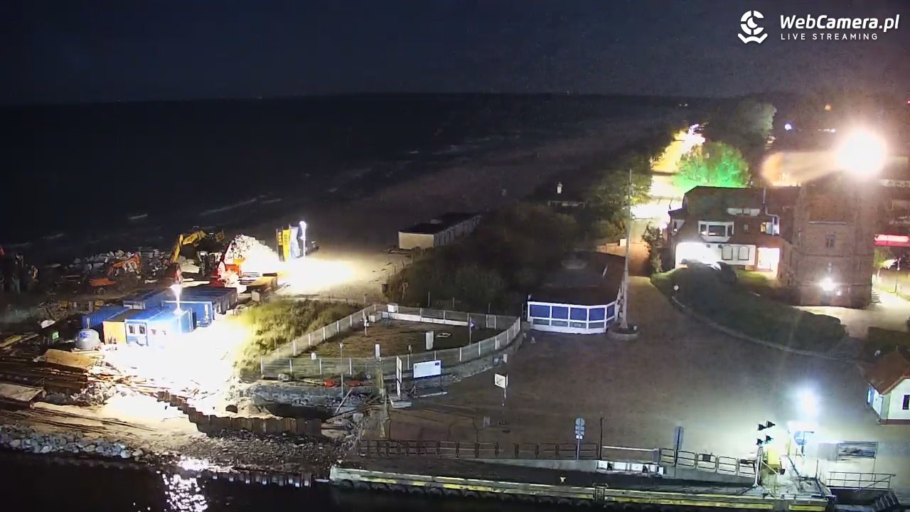 USTKA - widok z pylonu na plażę - 26 wresień 2026, 22:45