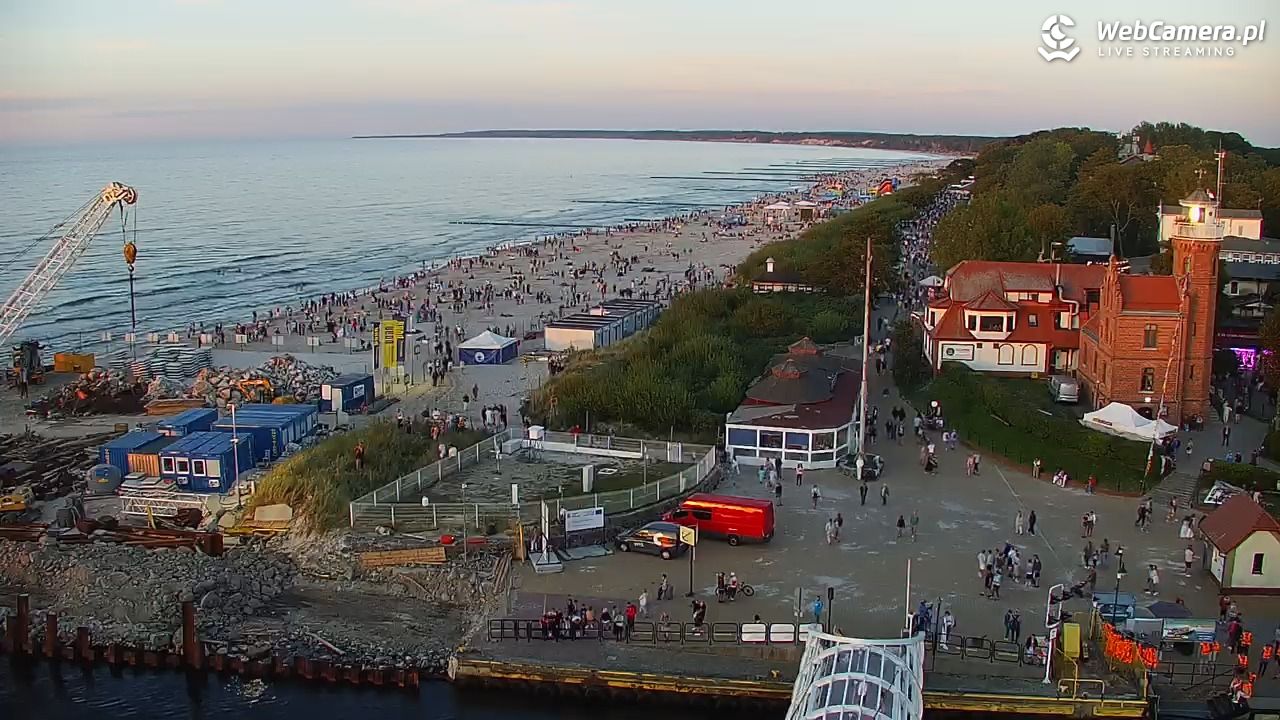 USTKA - widok z pylonu na plażę - 12 sierpień 2026, 20:18
