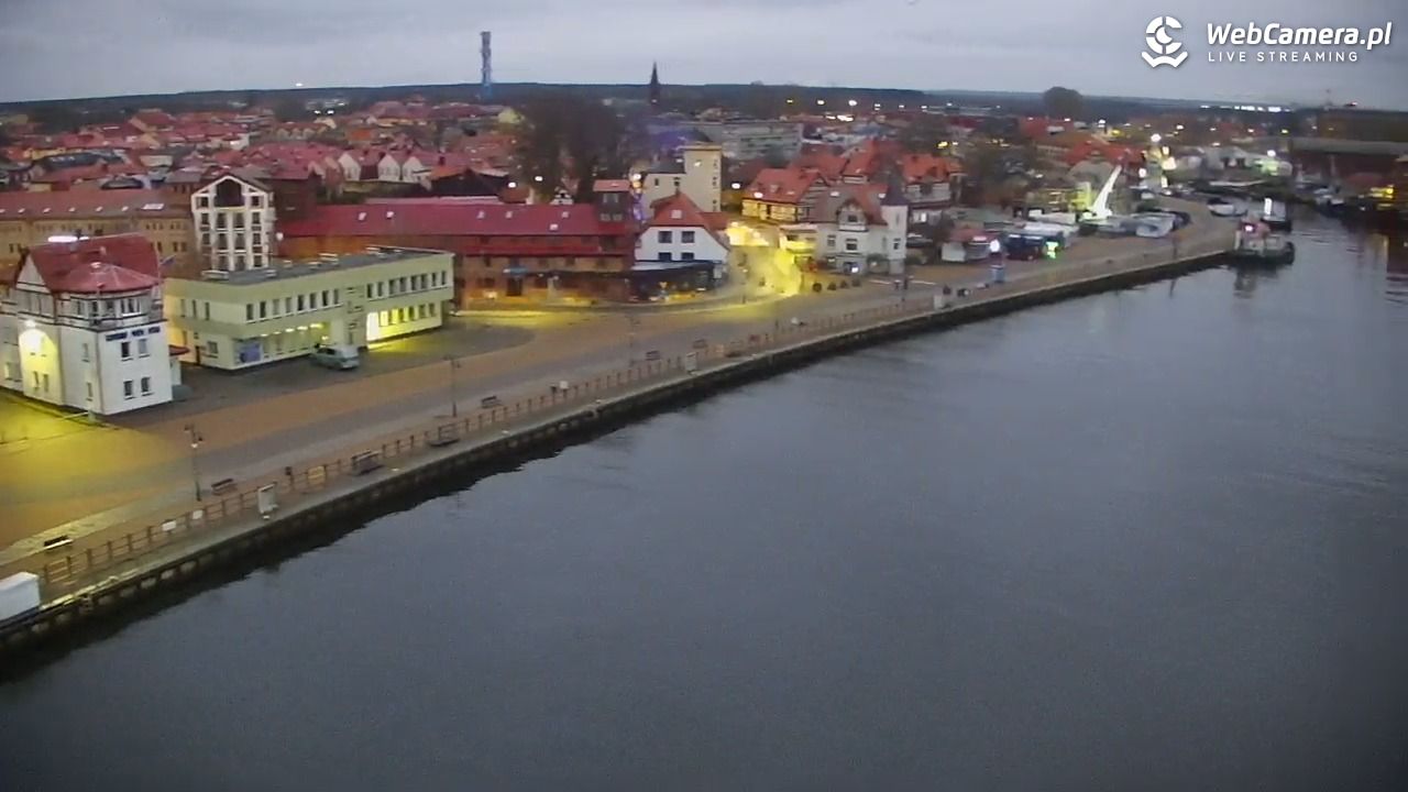 USTKA - widok z pylonu na plażę - 20 grudzień 2025, 07:46