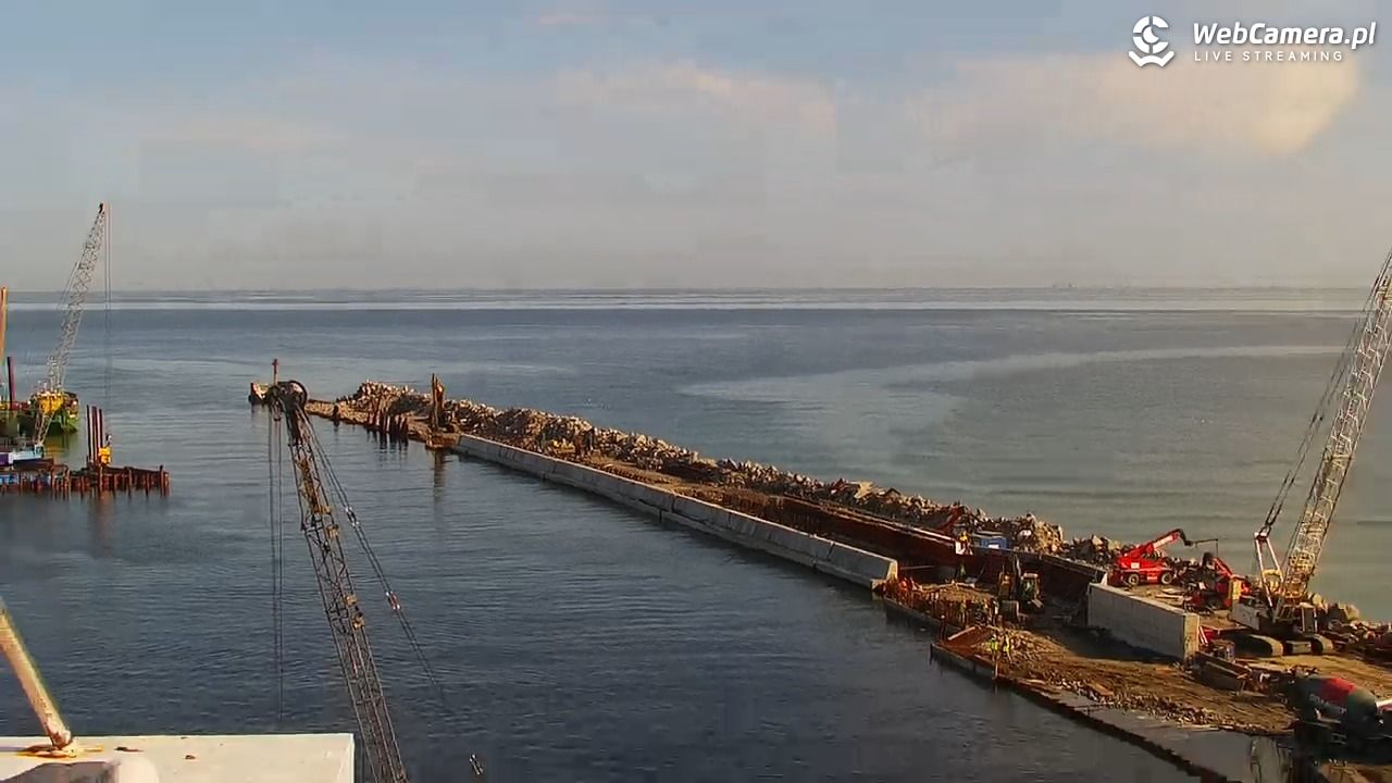 USTKA - widok z pylonu na plażę - 13 sierpień 2026, 08:46