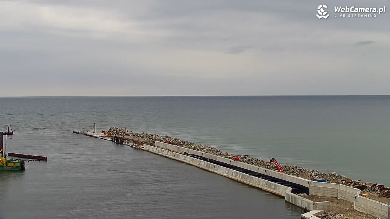 USTKA - widok z pylonu na plażę - 26 wresień 2026, 15:35