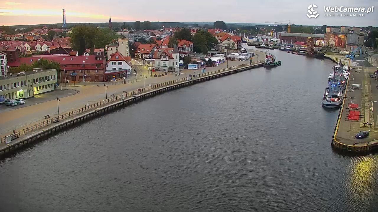USTKA - widok z pylonu na plażę - 18 wresień 2025, 06:17