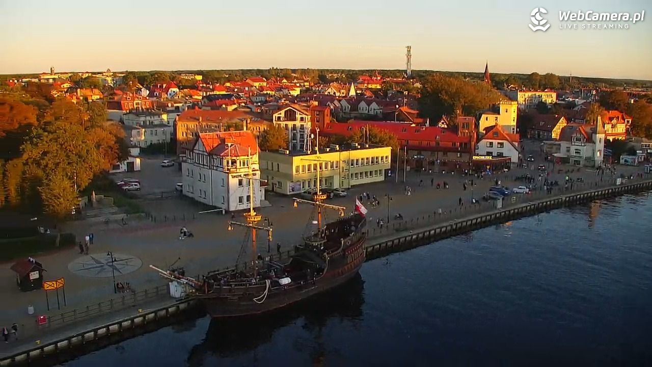 USTKA - widok z pylonu na plażę - 27 wresień 2026, 18:14