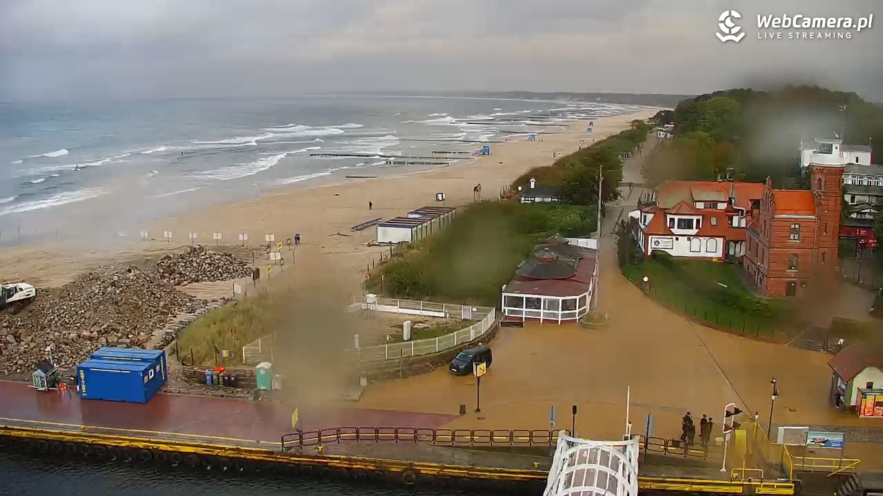 USTKA - widok z pylonu na plażę - 16 wresień 2025, 18:33