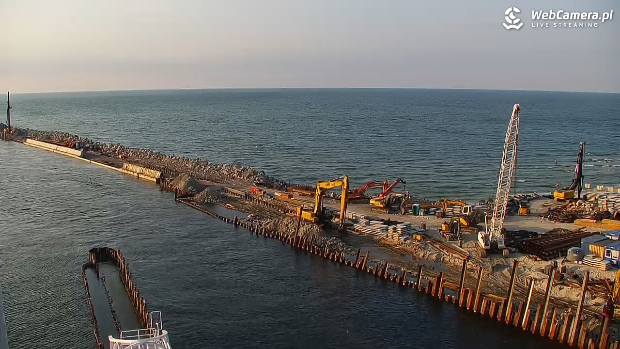 USTKA - widok z pylonu na plażę - 28 czerwiec 2026, 19:44