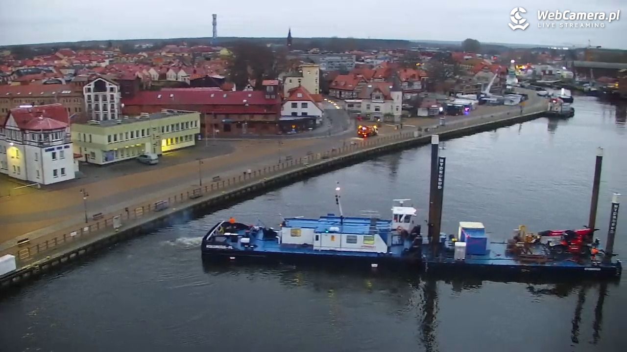 USTKA - widok z pylonu na plażę - 20 grudzień 2025, 08:01