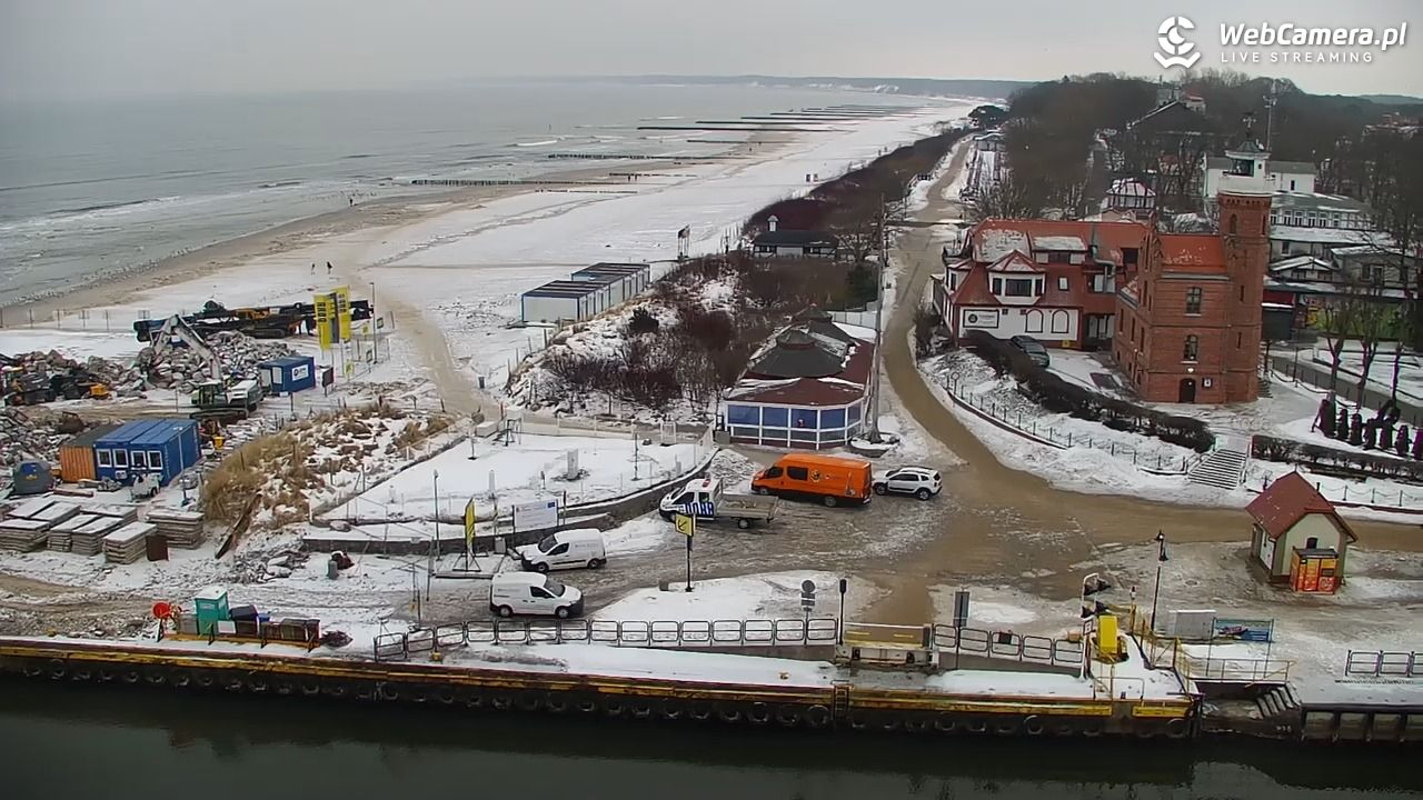 USTKA - widok z pylonu na plażę - 09 luty 2026, 08:31
