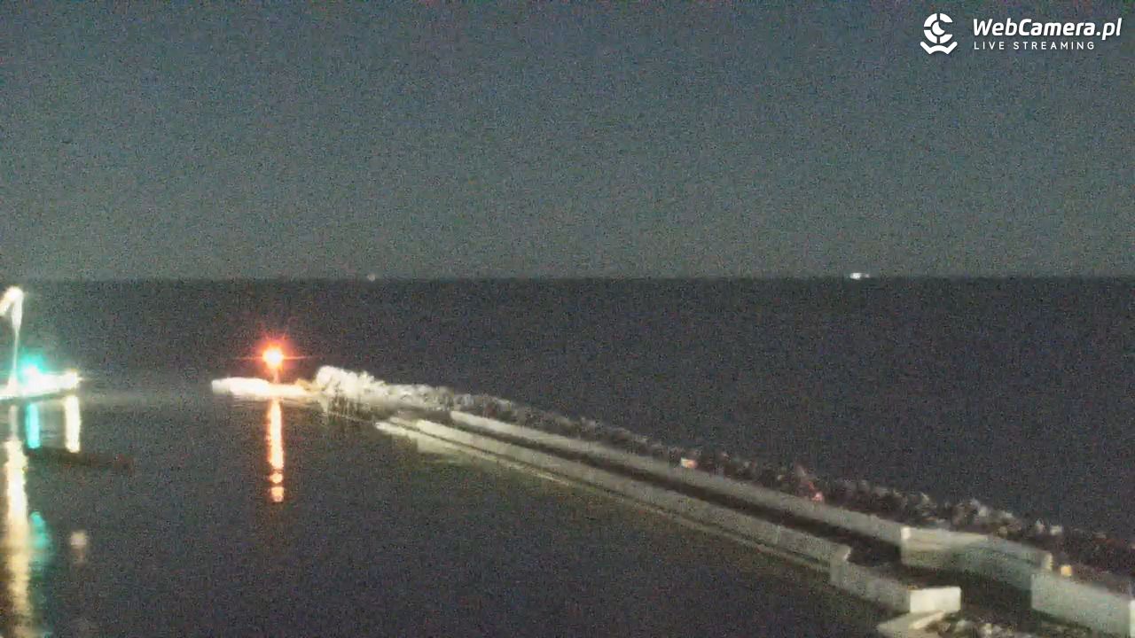 USTKA - widok z pylonu na plażę - 27 wresień 2026, 21:03