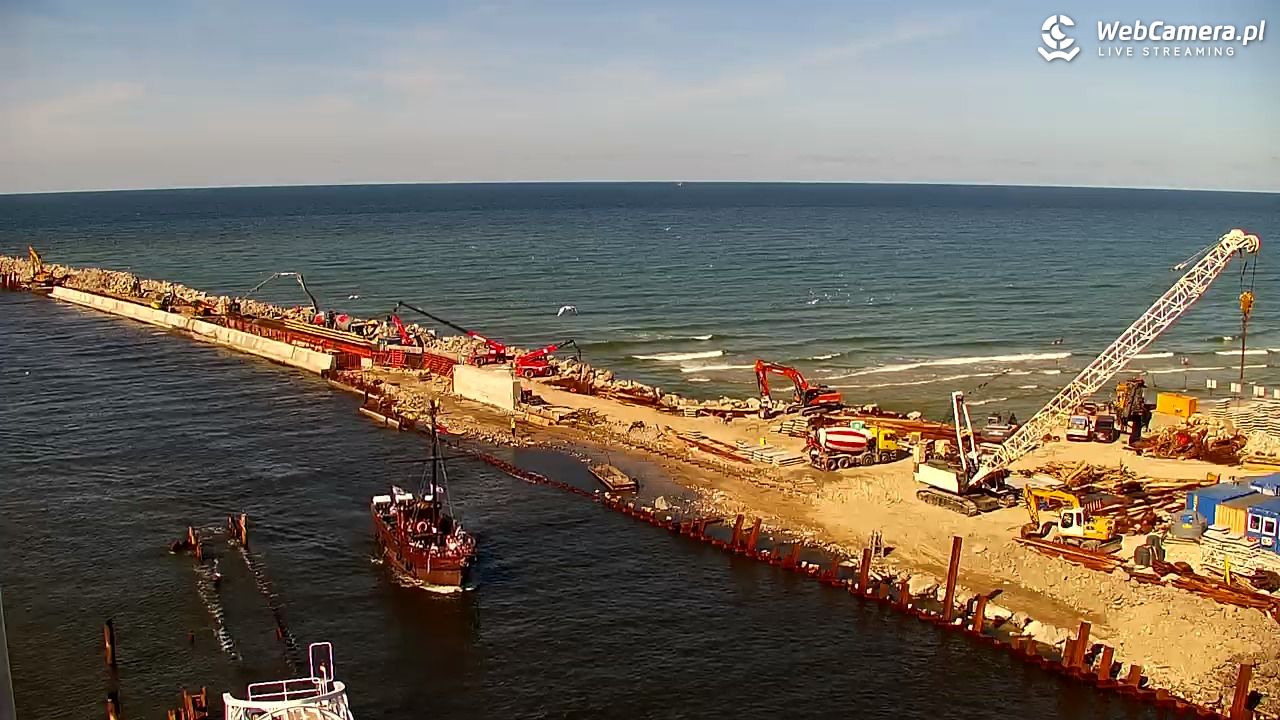 USTKA - widok z pylonu na plażę - 12 sierpień 2026, 15:52