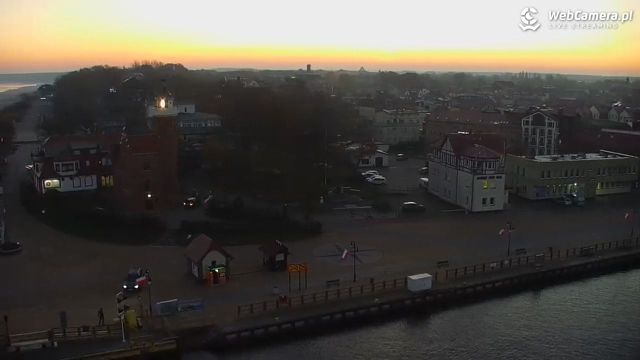 USTKA - widok z pylonu na plażę - 07 listopad 2025, 06:53