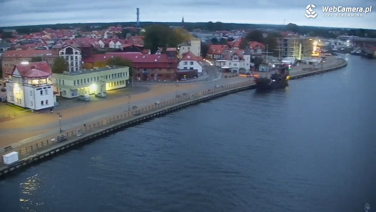 USTKA - widok z pylonu na plażę - 25 wresień 2026, 06:28