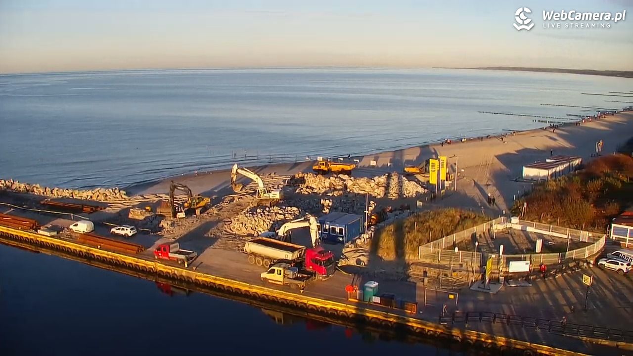 USTKA - widok z pylonu na plażę - 06 listopad 2025, 15:16