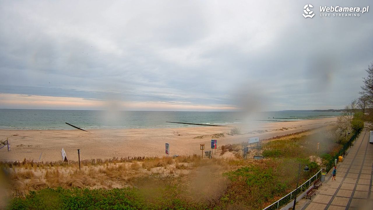 USTKA - widok na plażę - 06 maj 2026, 07:54