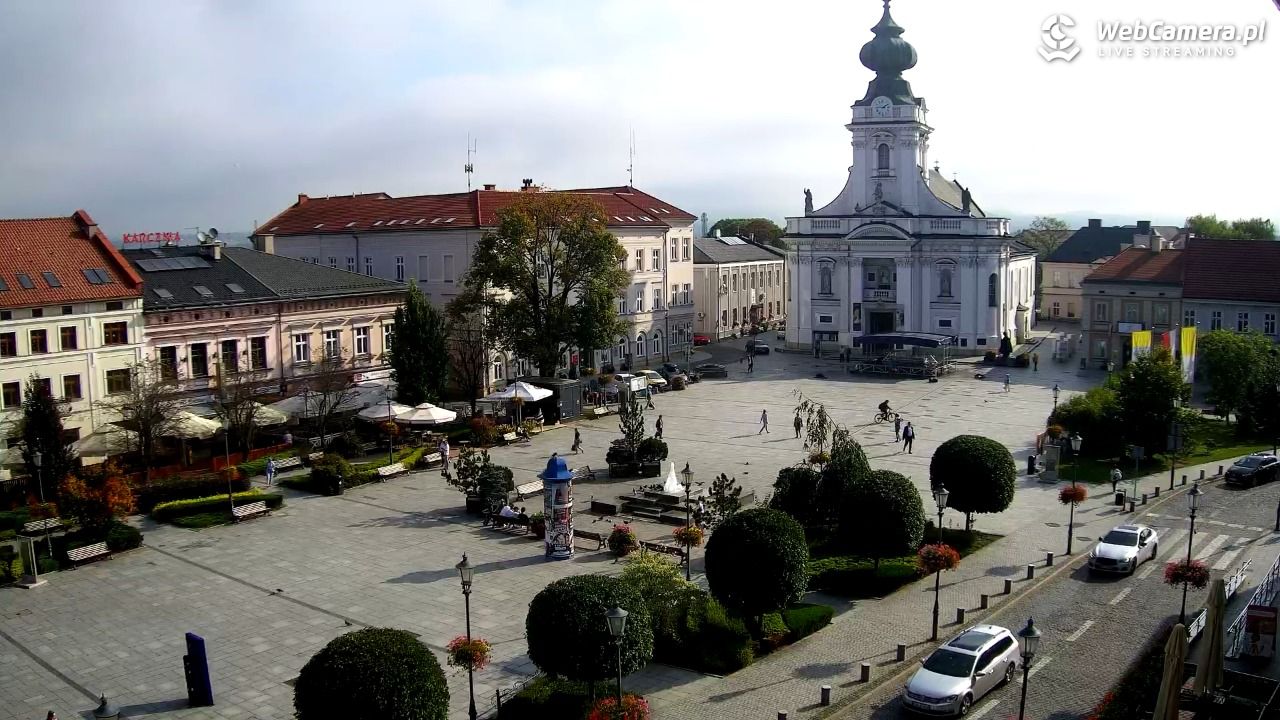 Wadowice - widok na rynek w 4K - 01 wresień 2025, 09:11