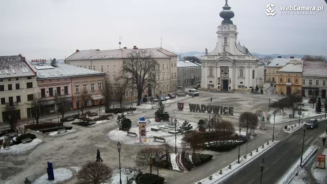 Wadowice - widok na rynek w 4K - 02 luty 2026, 08:46