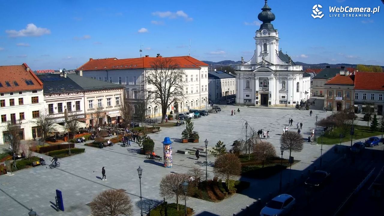 Wadowice - widok na rynek w 4K - 21 marzec 2026, 12:14