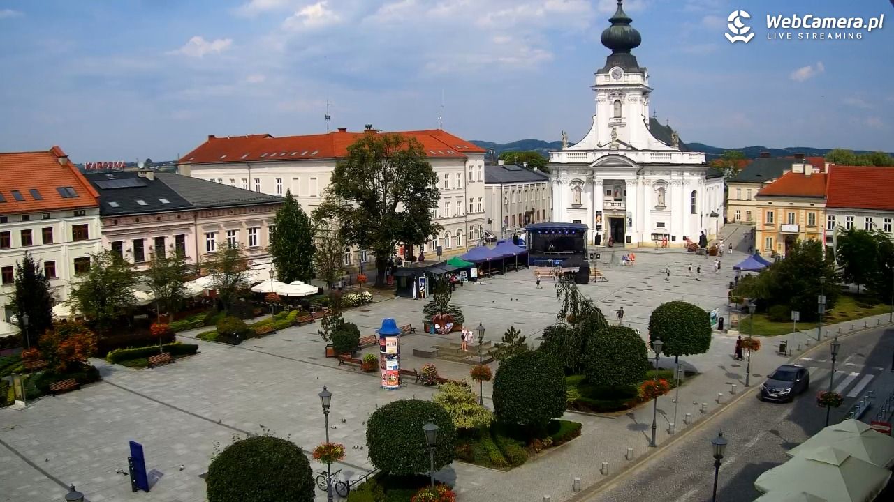 Wadowice - widok na rynek w 4K - 01 sierpień 2026, 15:10