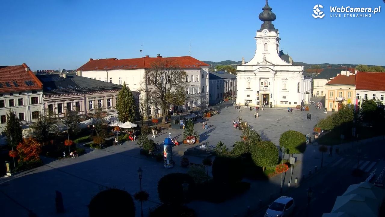 Wadowice - widok na rynek w 4K - 19 wresień 2026, 17:10