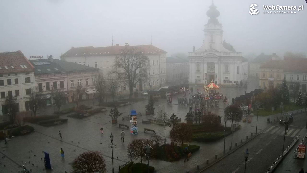 Wadowice - widok na rynek w 4K - 20 grudzień 2025, 11:52