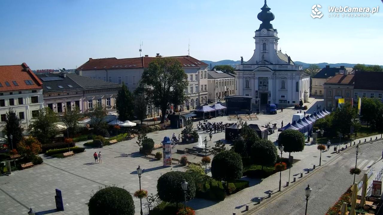 Wadowice - widok na rynek w 4K - 01 sierpień 2026, 09:10