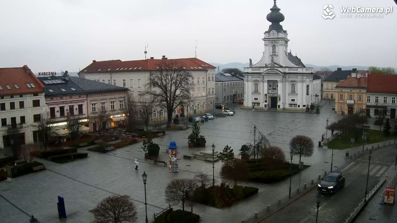 Wadowice - widok na rynek w 4K - 17 marzec 2026, 17:15