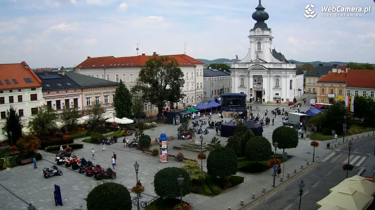 Wadowice - widok na rynek w 4K - 01 sierpień 2026, 13:36