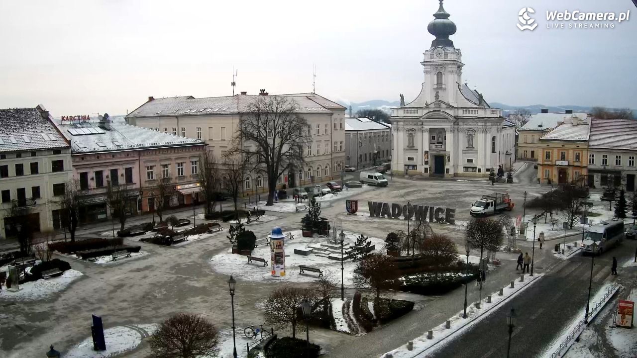 Wadowice - widok na rynek w 4K - 02 luty 2026, 08:23