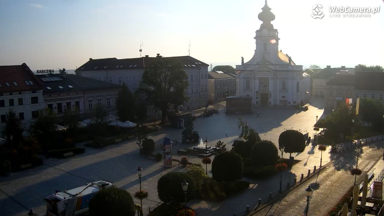 Wadowice - widok na rynek w 4K - 03 sierpień 2026, 07:03