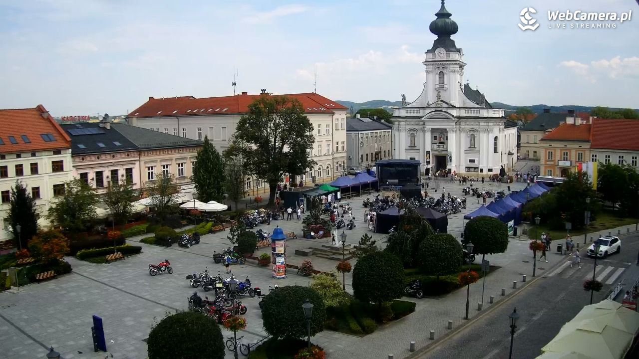 Wadowice - widok na rynek w 4K - 01 sierpień 2026, 12:43