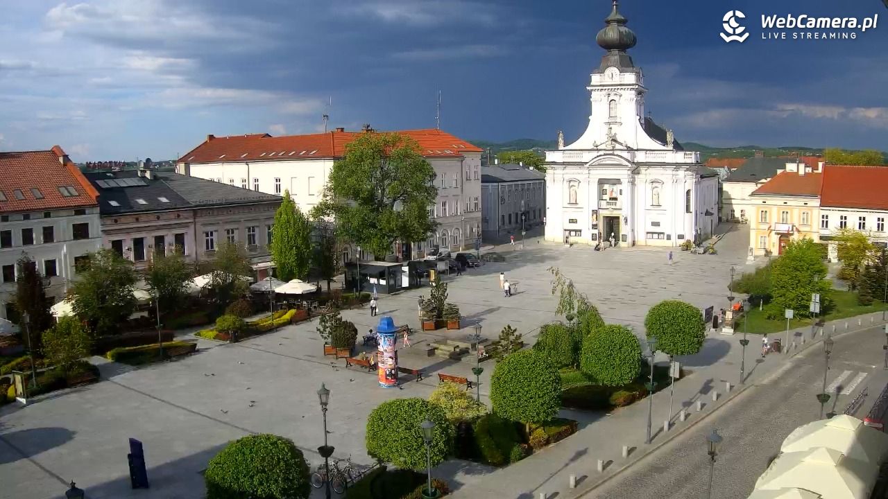 Wadowice - widok na rynek w 4K - 06 maj 2026, 17:32
