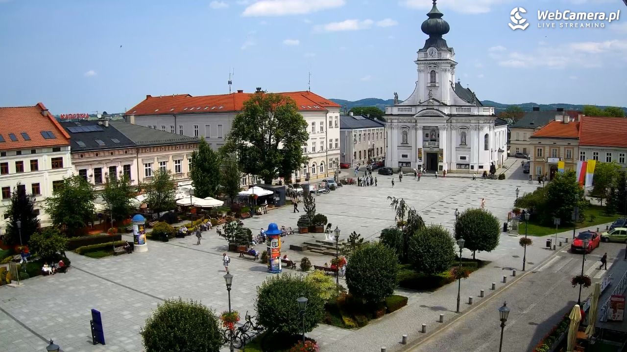 Wadowice - widok na rynek w 4K - 10 czerwiec 2025, 12:36
