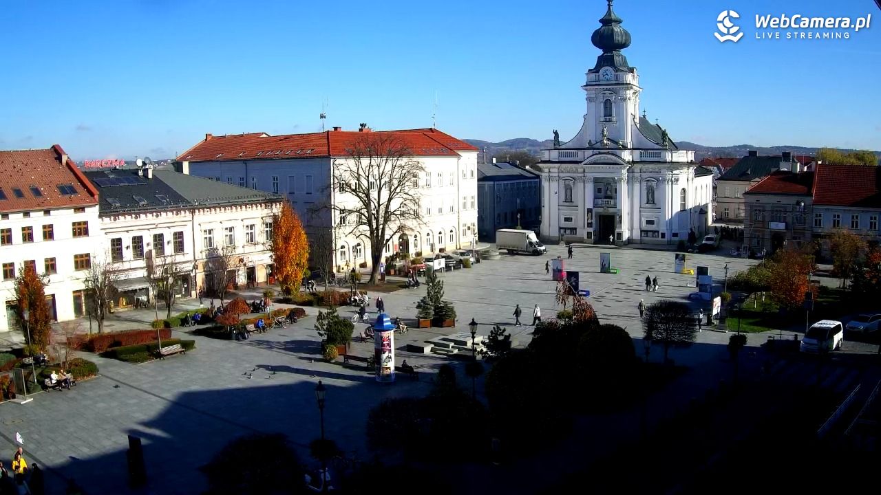 Wadowice - widok na rynek w 4K - 04 listopad 2025, 10:43