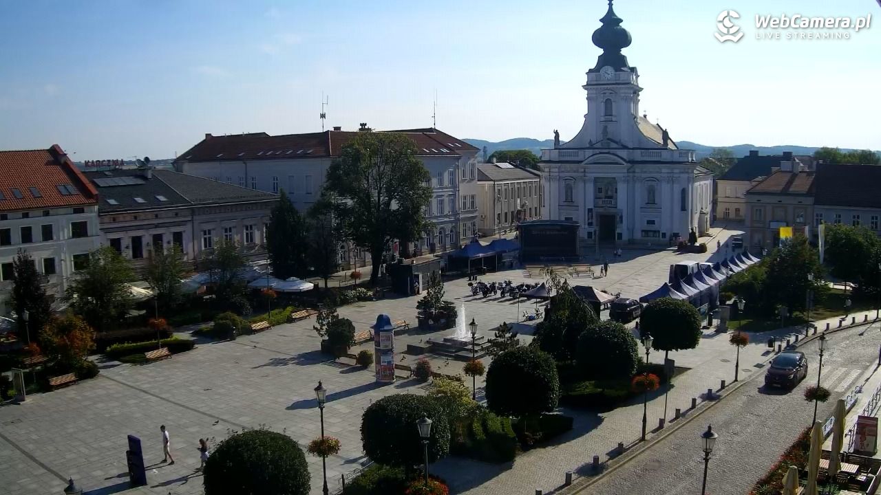 Wadowice - widok na rynek w 4K - 01 sierpień 2026, 08:29