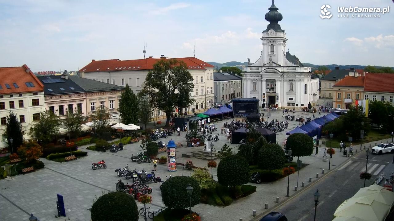 Wadowice - widok na rynek w 4K - 01 sierpień 2026, 12:43