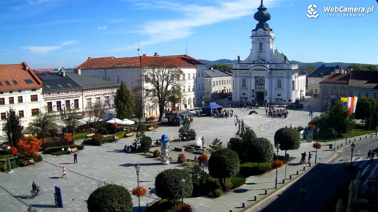 Wadowice - widok na rynek w 4K - 19 wresień 2026, 10:19