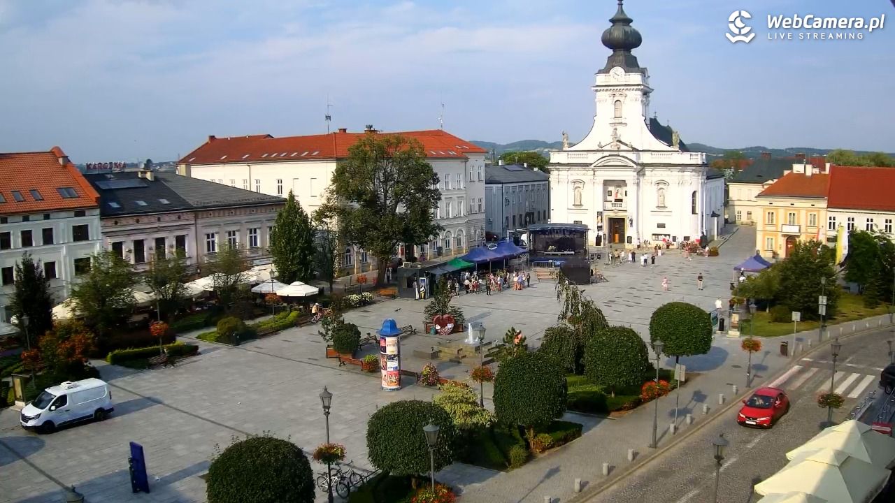 Wadowice - widok na rynek w 4K - 01 sierpień 2026, 17:21