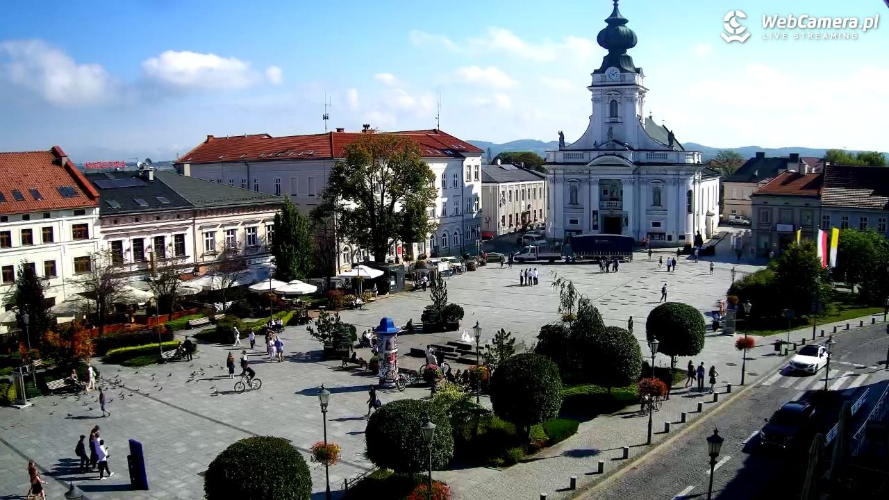 Wadowice - widok na rynek w 4K - 01 wresień 2025, 10:10