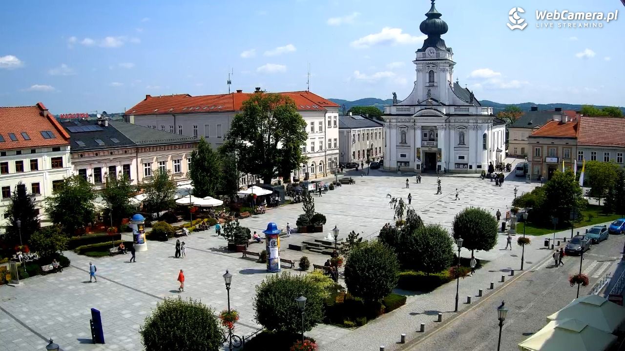Wadowice - widok na rynek w 4K - 12 czerwiec 2025, 11:17