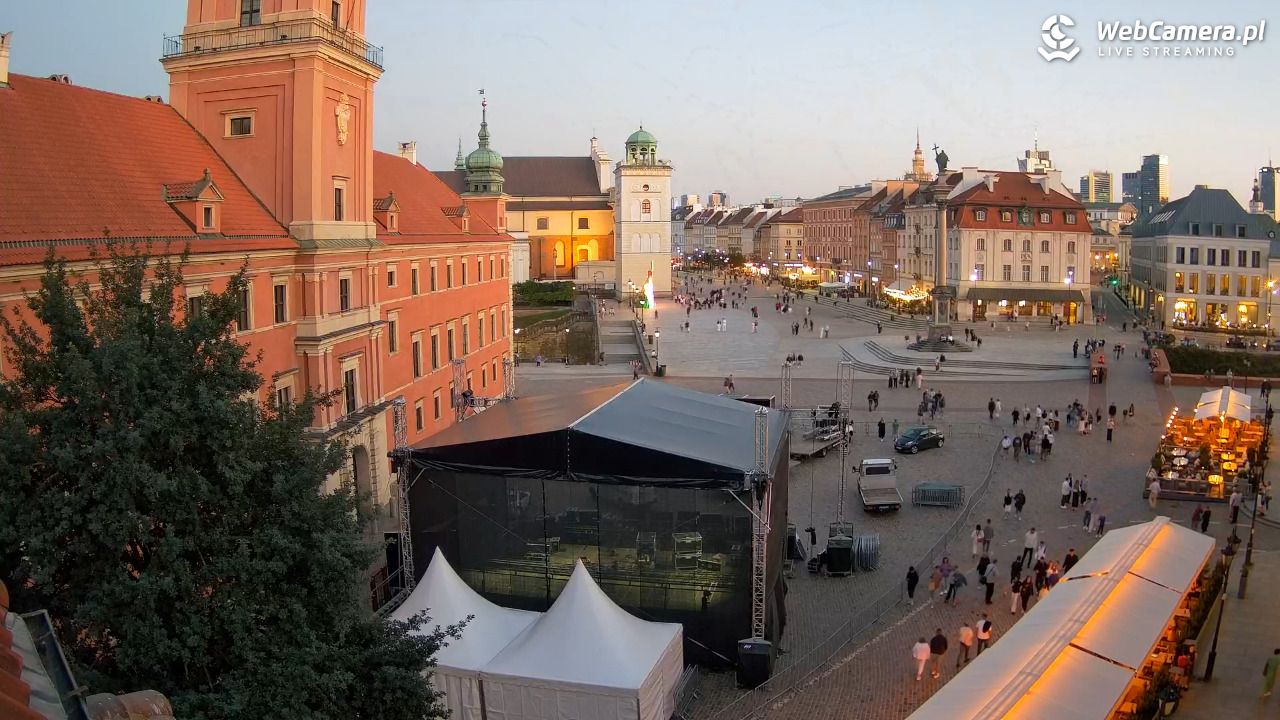 Warszawa - Plac Zamkowy 4K - 11 sierpień 2026, 20:28