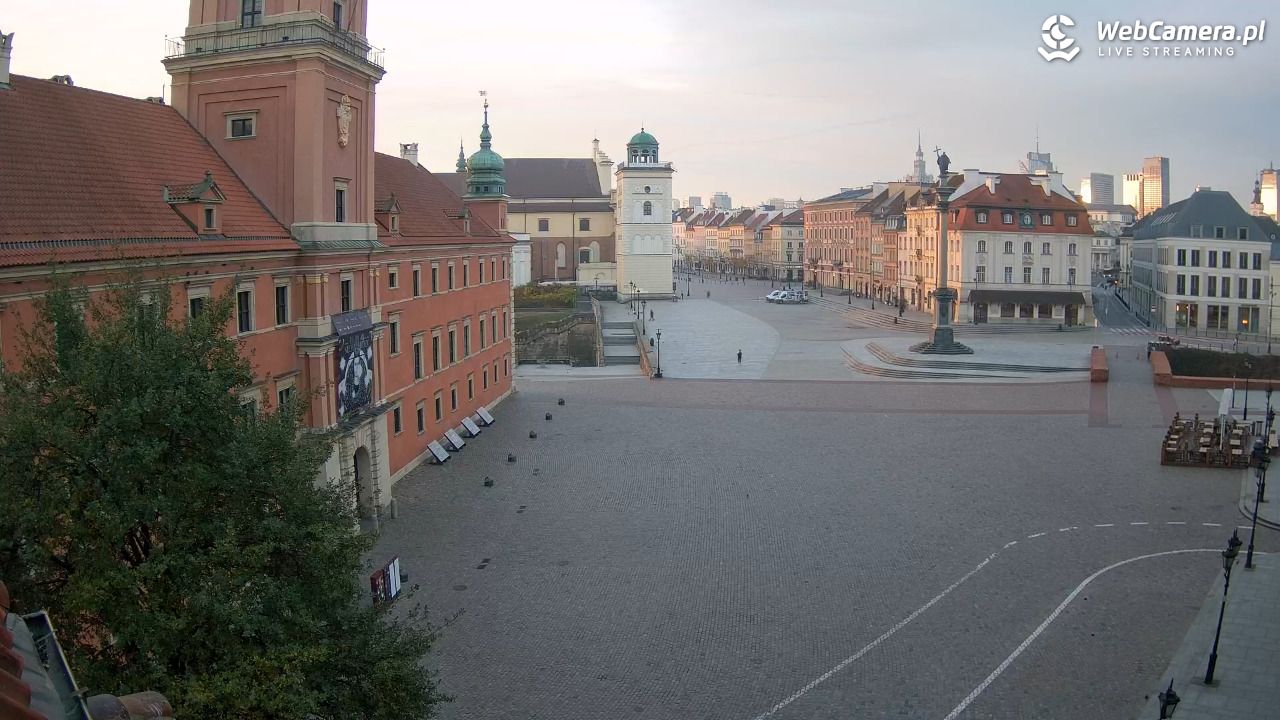 Warszawa - Plac Zamkowy 4K - 01 listopad 2025, 06:53
