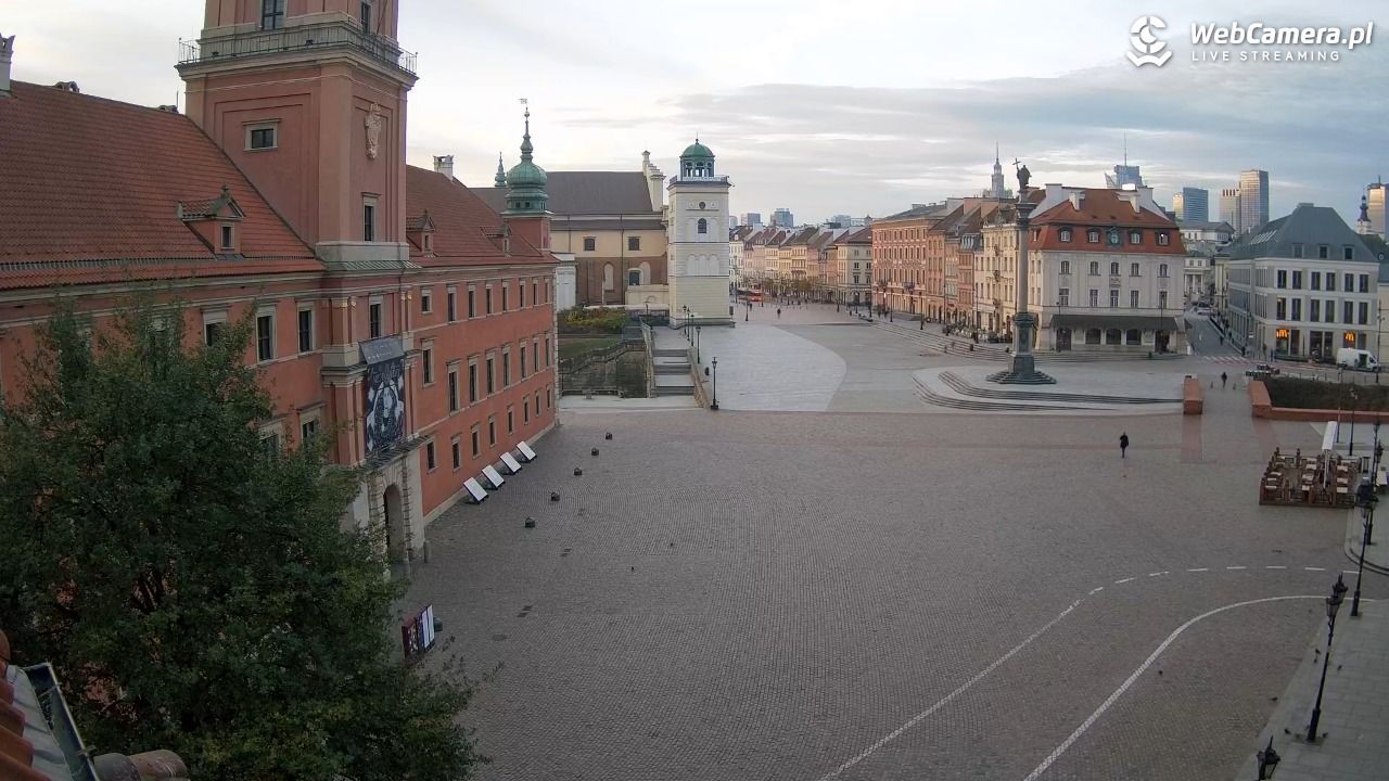Warszawa - Plac Zamkowy 4K - 30 październik 2025, 06:59