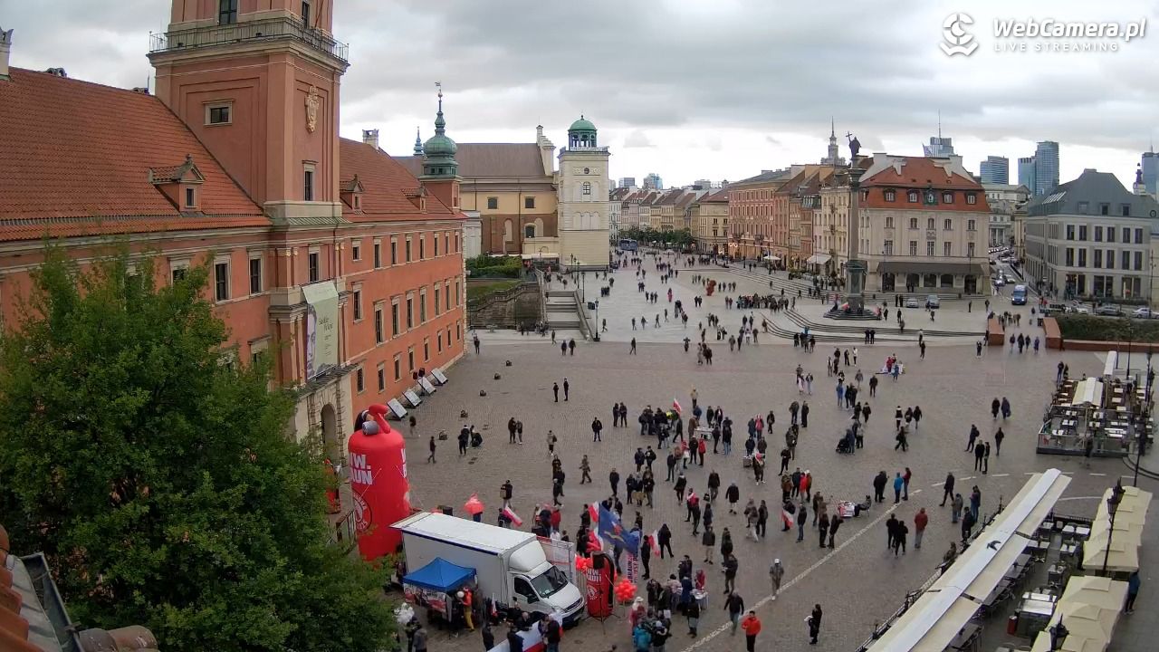 Warszawa - Plac Zamkowy 4K - 16 maj 2025, 17:16