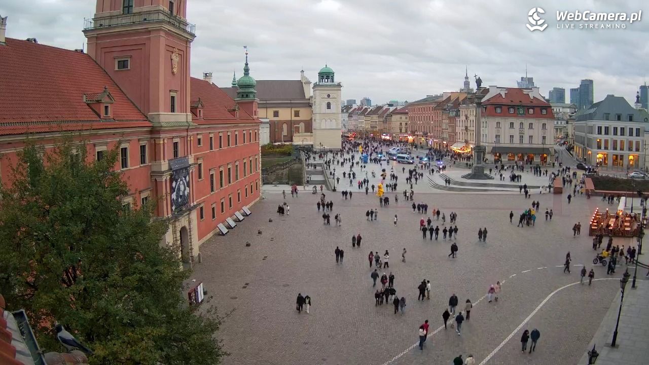 Warszawa - Plac Zamkowy 4K - 01 listopad 2025, 16:07