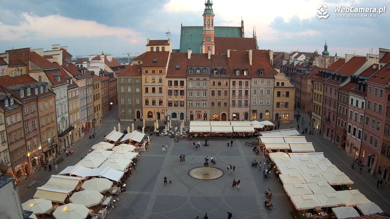 Warszawa - Rynek Starego Miasta - 20 maj 2026, 20:29
