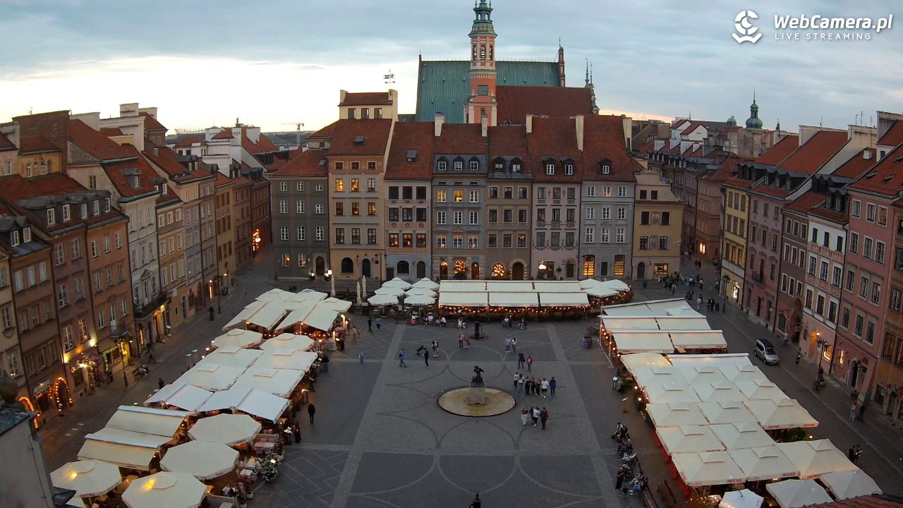 Warszawa - Rynek Starego Miasta - 22 lipiec 2026, 20:20
