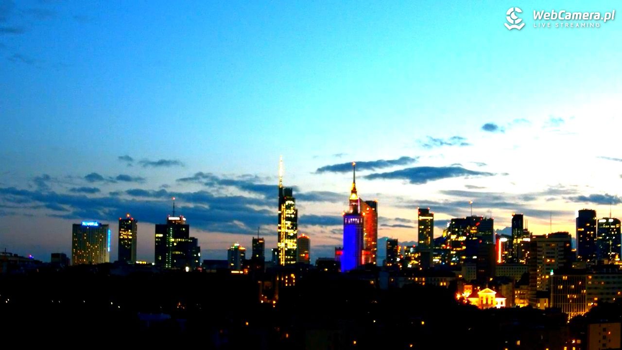 Warszawa - widok na centrum NOWOŚĆ - 16 maj 2025, 21:05