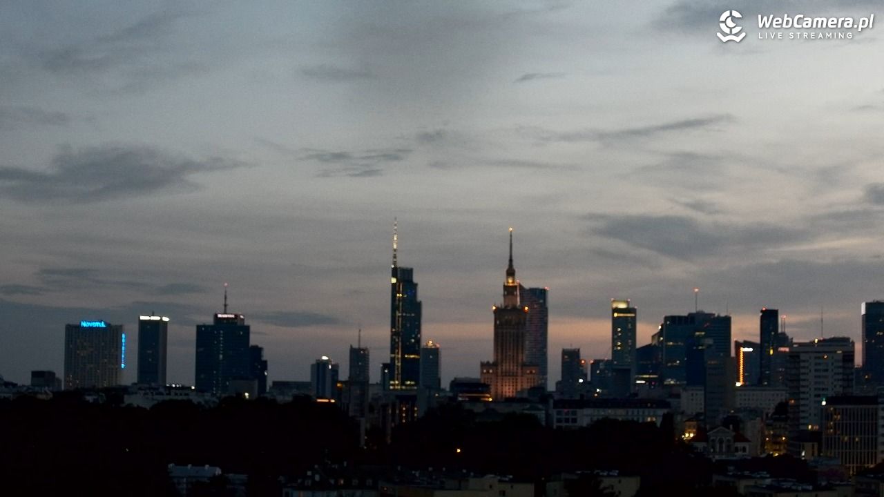 Warszawa - widok na centrum NOWOŚĆ - 21 czerwiec 2026, 21:27