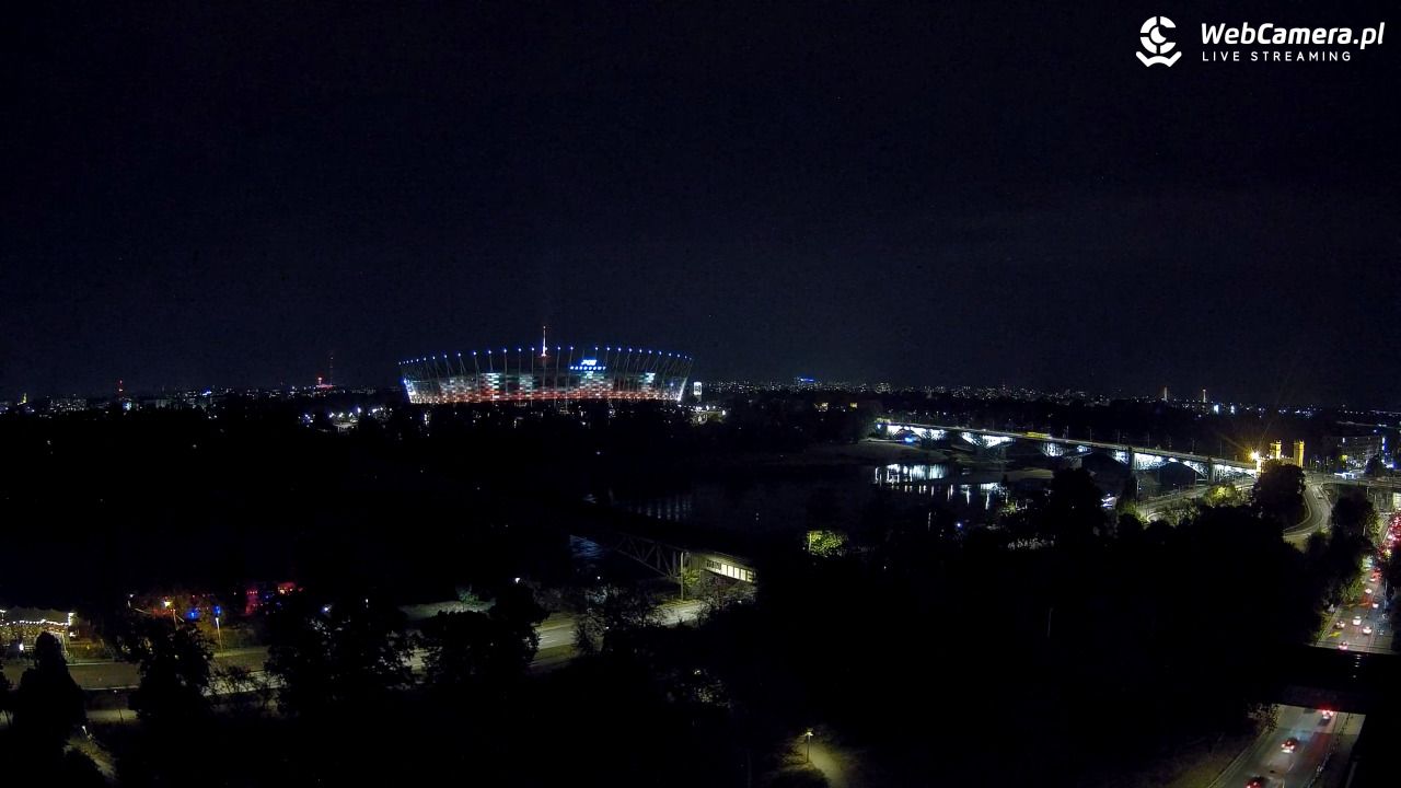 Warszawa - widok na Stadion Narodowy - 31 sierpień 2025, 21:24