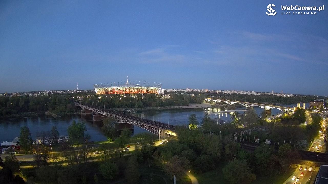 Warszawa - widok na Stadion Narodowy - 21 kwiecień 2026, 20:17